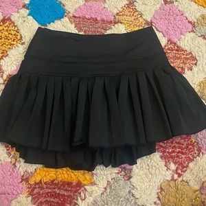 Elegant Black Pleated Skirt